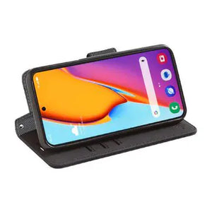 Samsung S25 Ultra non-detachable kickstand case displaying phone screen.