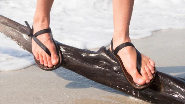 Earth Runners Lifestyle Grounding Sandals (Black)