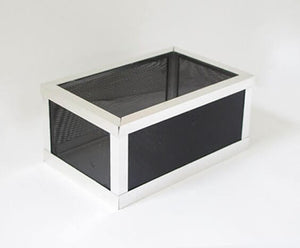 Faraday cage, a rectangular mesh box