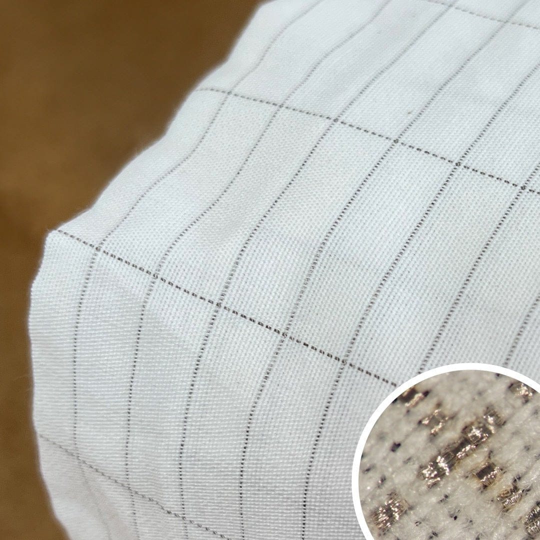 GOHS4C9F3Q7B white fabric with grid pattern and detail