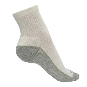 Quarter sock with reinforced heel