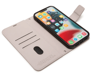 iPhone in a light gray wallet case, Nov 27, 2025 screenshot.