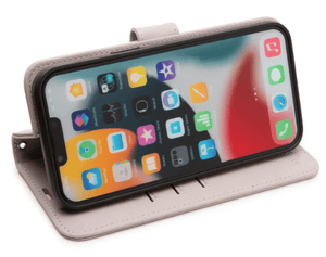 iPhone screen open in a wallet case, screenshot from Nov 27, 2025.