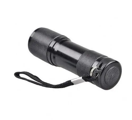 Blue light blocking red light torch