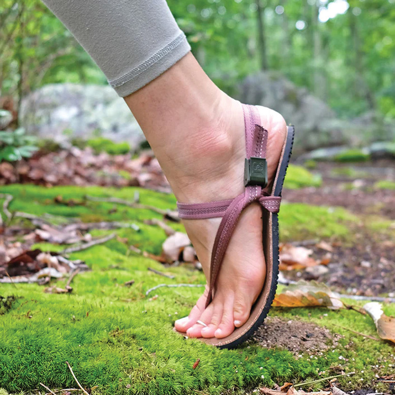 Earth Runners Lifestyle Grounding Sandals (Canyon Clay)