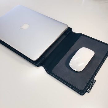 SafeSleeve Laptop Black Case