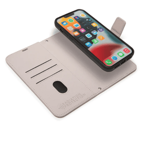 iPhone in open case, screenshot Nov 28, 2025