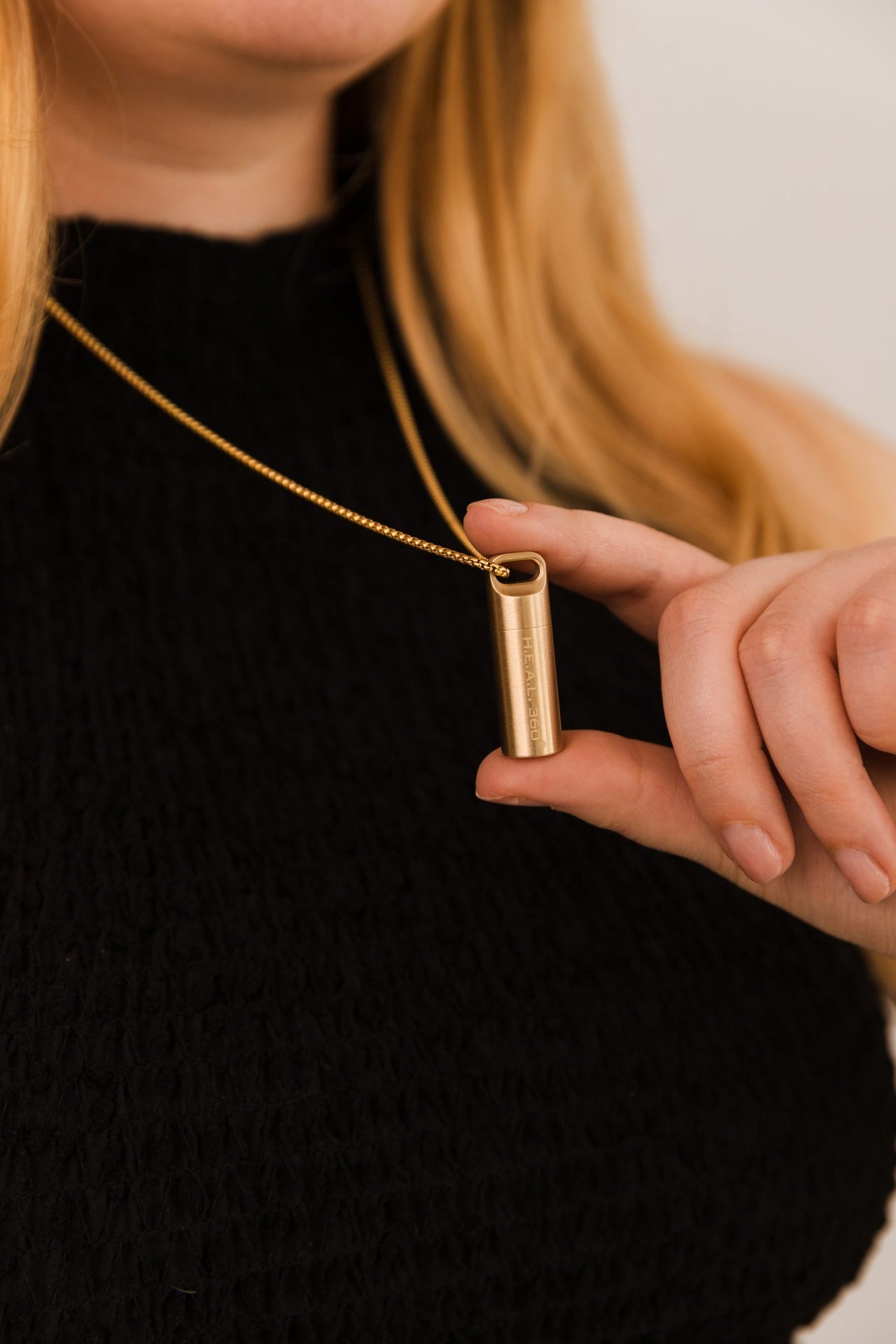 Leela Quantum Petite H.E.A.L. Capsule